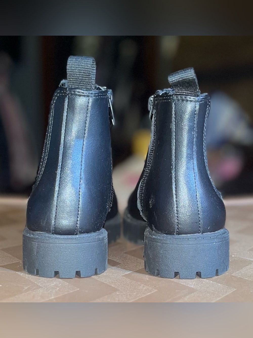 Wonder Nation Black Chelsea Boots - Girls Size 13 - Picture 4 of 9